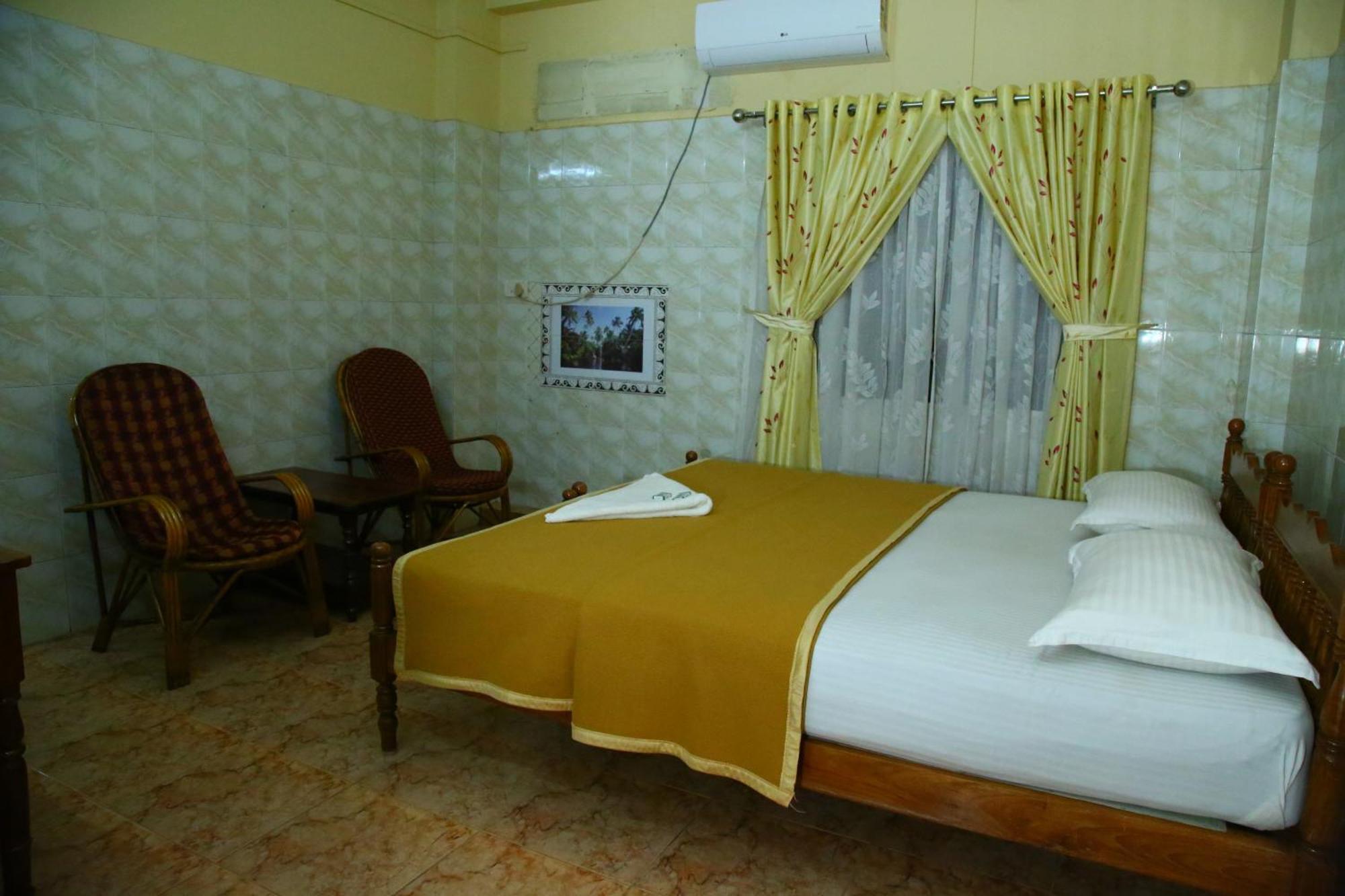 Lake Palace Family Resort Kumarakom Esterno foto