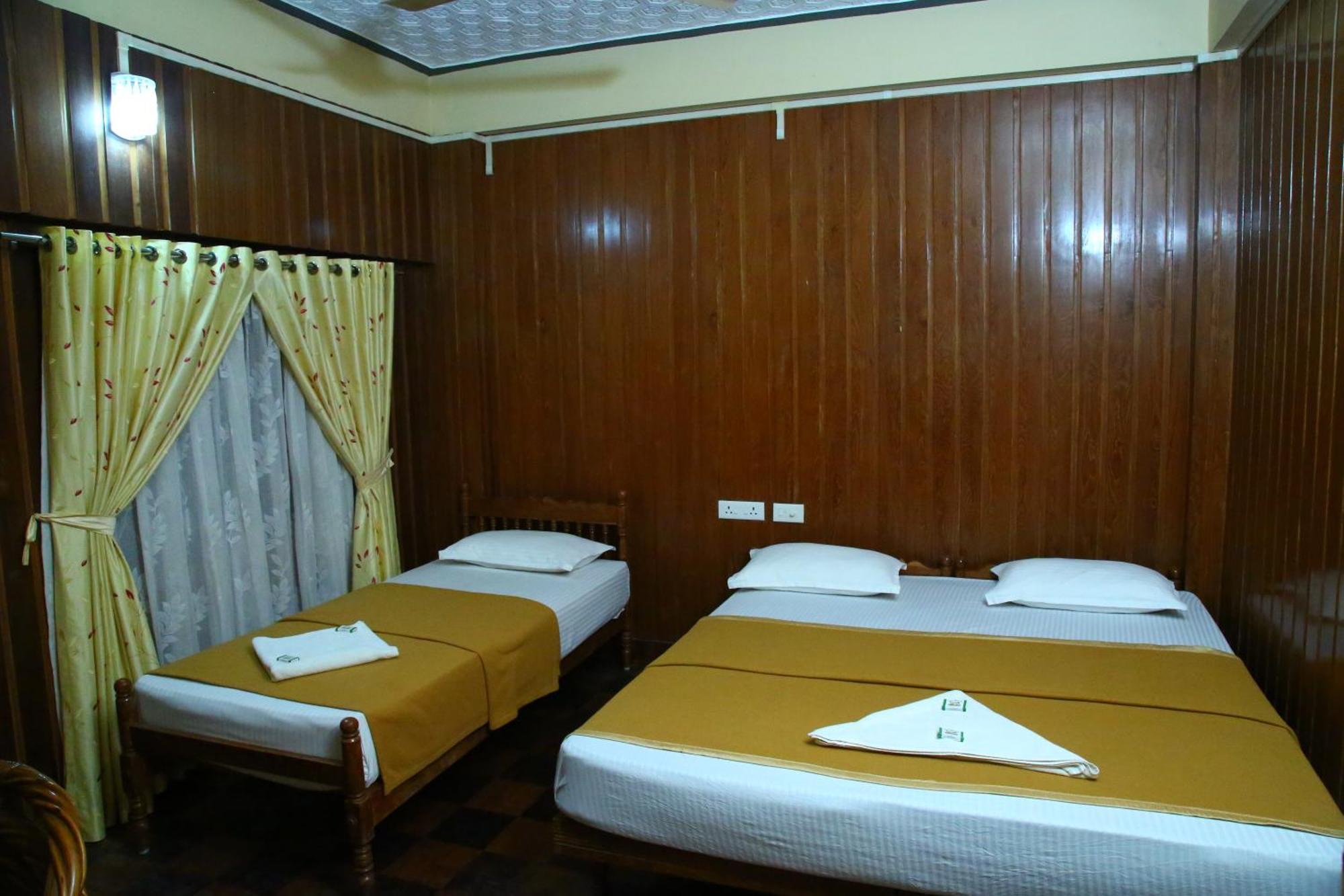 Lake Palace Family Resort Kumarakom Esterno foto