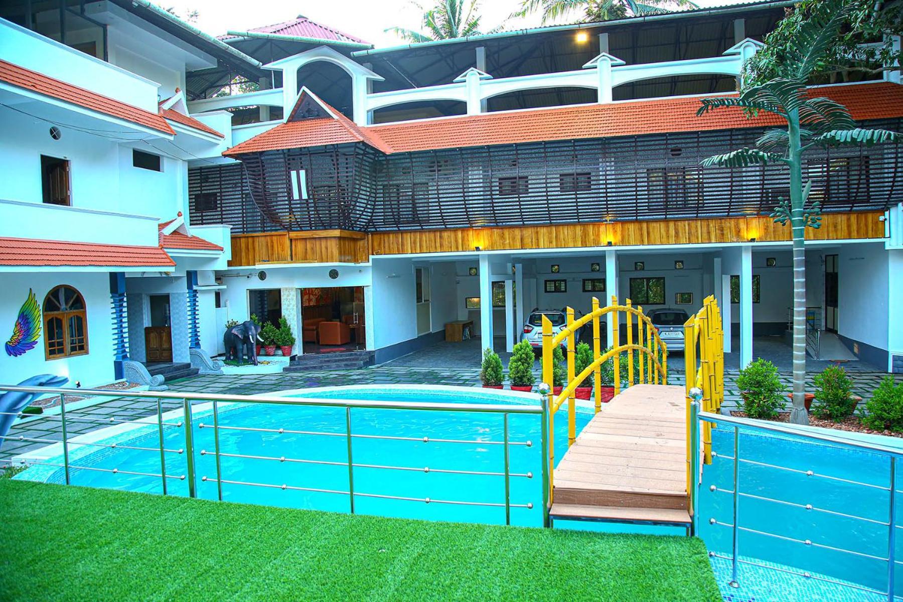 Lake Palace Family Resort Kumarakom Esterno foto